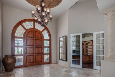 007_Entry ~ Foyer