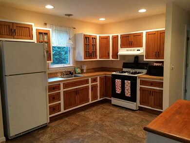 47 John Kesson Ln, Middletown, RI 02842 - photo 2