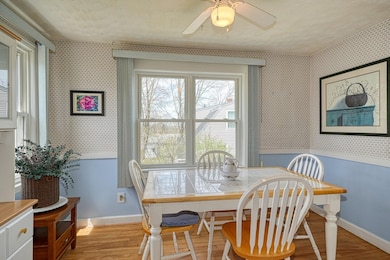 830 Trapelo Rd, Waltham, MA 02452 - photo 6