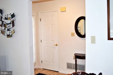 1107 N Glen Dr unit 1107, Glen Mills, PA 19342 - photo 6