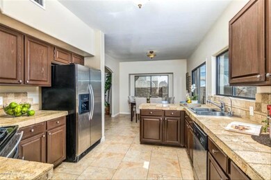 6. 6_Kitchen 2