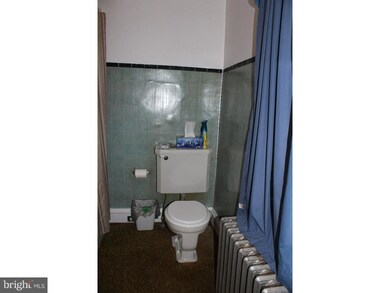 1348 N 10th St, Reading, PA 19604 - photo 7