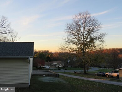 985 Hacienda Ct, Westminster, MD 21157 - photo 5