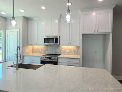 507 NE 5th Ave, Durant, OK 74701 - photo 3