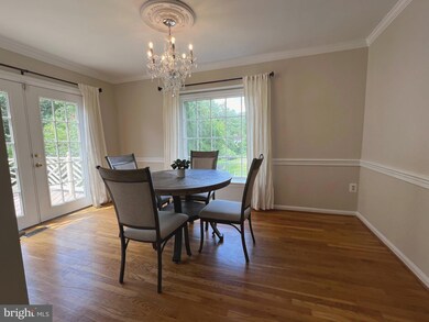 12807 Mill Brook Ct, Woodbridge, VA 22192 - photo 7