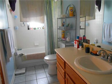 Master Bath/Spa.