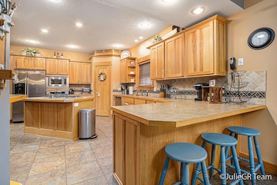 7 Kitchen