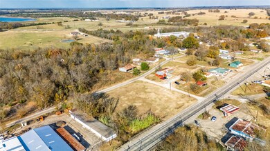 1203 E Main St, Clarksville, TX 75426 - photo 7