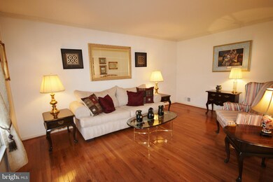 5561 Renoir Port Ln, Burke, VA 22015 - photo 3