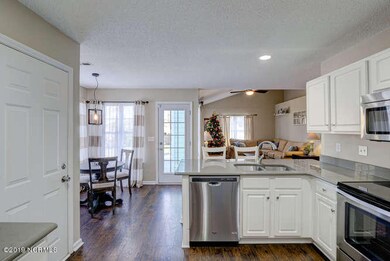 2517 Sapling Cir Wilmington NC-small-007
