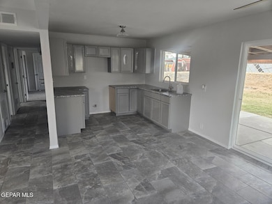 9013 Mount Rushmore Ln, El Paso, TX 79904 - photo 2