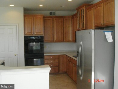 18246 Camdenhurst Dr, Gainesville, VA 20155 - photo 7