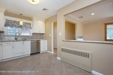 219 Kemball Ave, Staten Island, NY 10314 - photo 7