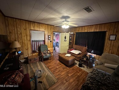 101 3rd St NE, Magee, MS 39111 - photo 5