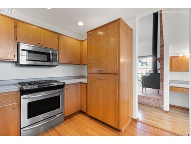 1612 N Main St, Newberg, OR 97132 - photo 7