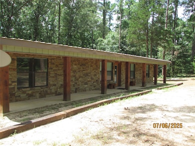 10878 Farm To Market 19, Frankston, TX 75763 - photo 2