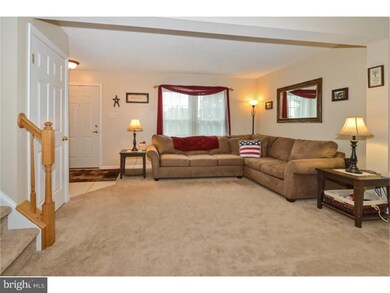 3417 Westview Dr, Perkiomenville, PA 18074 - photo 3