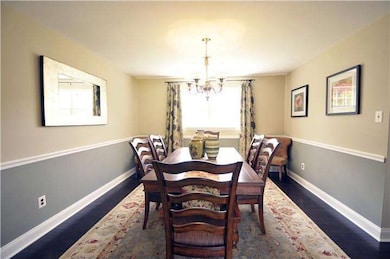 1401 Crosby Dr, Fort Washington, PA 19034 - photo 3