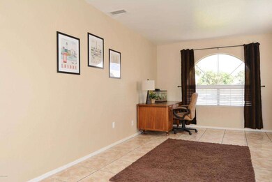 Den/Office/Game Room/ Formal Dining