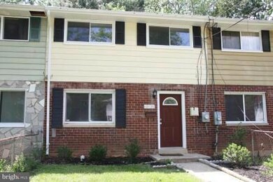 6908 Forest Terrace, Hyattsville, MD 20785 - photo 2