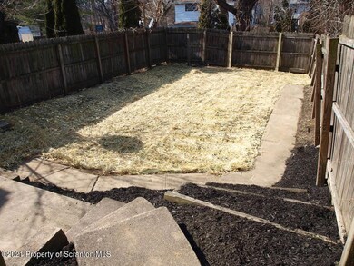 98 Lee Park Ave, Hanover Township, PA 18706 - photo 5