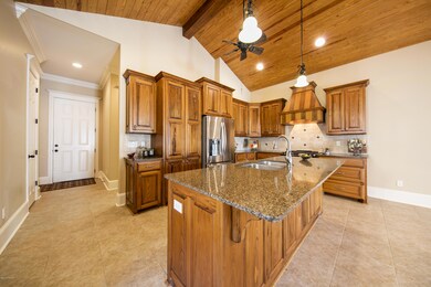 4 kitchen 1