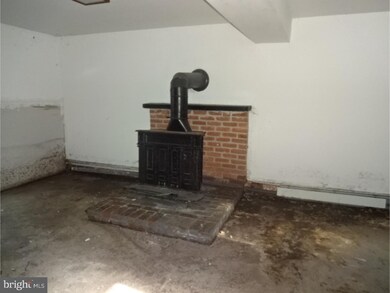 18 Cemetery Ln, Schwenksville, PA 19473 - photo 7