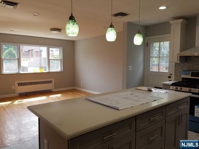 229 Mohegan Way, Fort Lee, NJ 07024 - photo 5