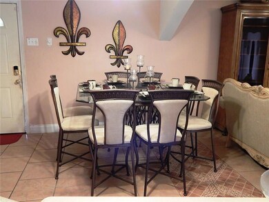 LIVING / DINING ROOMS