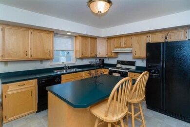 6776 Windermere Ct, Allentown, PA 18104 - photo 7