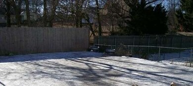 24 Lynn St, Lawrence, MA 01843 - photo 3