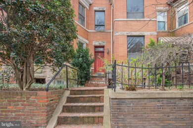 1752 Euclid St NW unit A, Washington, DC 20009 - photo 2