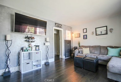 6103 Pepperwood Ave, Lakewood, CA 90712 - photo 7