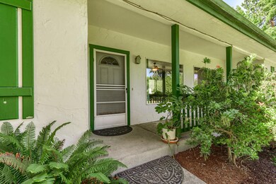 Delightful Front Covered Porch!