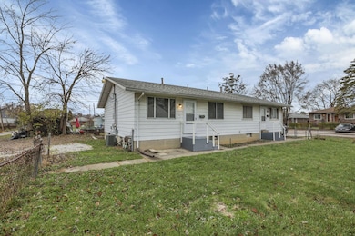 355-357 N Algonquin Ave, Columbus, OH 43204 - photo 2