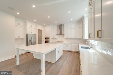 8701 Maple Springs Place, Manassas, VA 20112 - photo 5