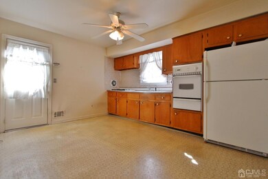 2 Kennedy Ct, Dunellen, NJ 08812 - photo 6