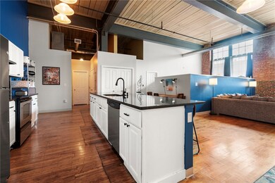 685 Social St unit 104, Woonsocket, RI 02895 - photo 2