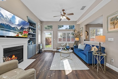 6257 Honeysuckle Dr, Newark, CA 94560 - photo 7