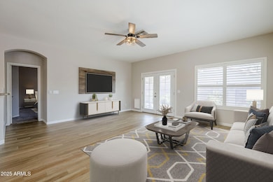54-web-or-mls-Kimberlee-21 (Living Room)