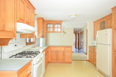 26 Old Main Rd, North Falmouth, MA 02556 - photo 6