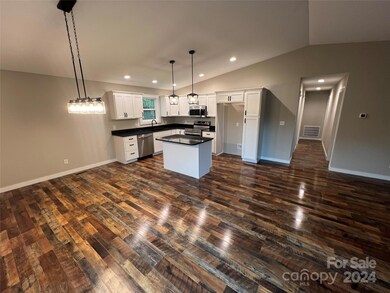 404 Day Lily Dr, Leicester, NC 28748 - photo 5