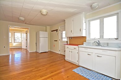 19 Quirk Ct, Newton, MA 02458 - photo 4