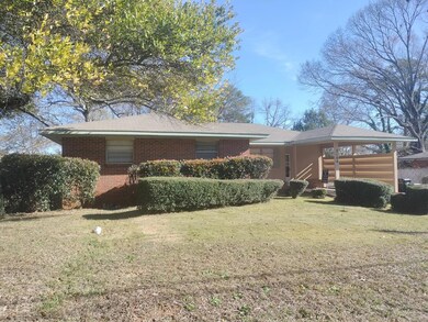 Very new roof, fenced carport