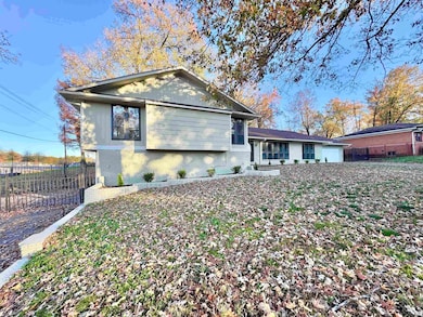 3836 Birchleaf Rd, Memphis, TN 38116 - photo 2