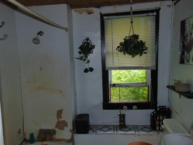 620 S Wheelock Rd, Lyndonville, VT 05851 - photo 5