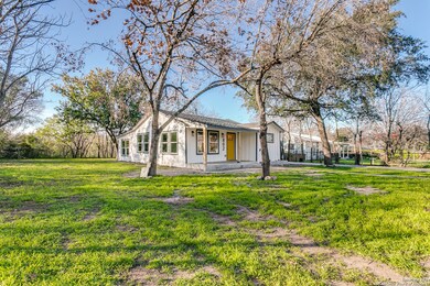 802 Cresthill Rd, San Antonio, TX 78220 - photo 2