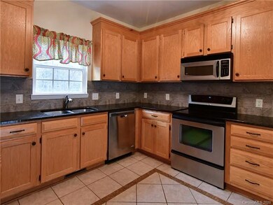 146 Foy Ln, Statesville, NC 28625 - photo 2