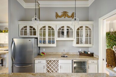 -wet bar | butler's pantry