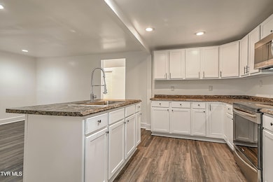 305 W Main St, Jonesborough, TN 37659 - photo 5